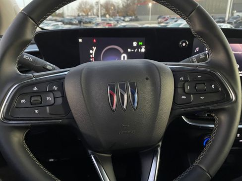 Used 2025 Buick Encore GX Preferred image 25
