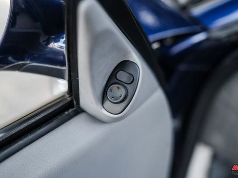 Used 2002 Porsche 911 Targa image 60