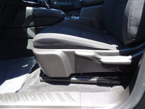 Used 2024 GMC Canyon Elevation RWD image 20