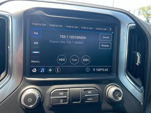 Used 2021 Chevrolet Silverado 1500 LT Trail Boss w/ Bed Protection Package AWD/4WD image 24