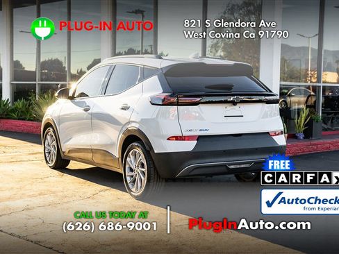 Used 2023 Chevrolet Bolt EUV LT w/ Driver Confidence Package image 2