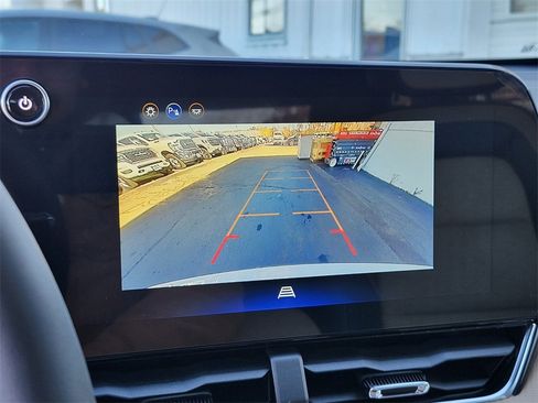 New 2026 Chevrolet Equinox ACTIV w/ Convenience Package III image 20