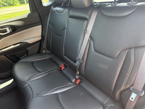 Used 2025 Jeep Compass Limited AWD/4WD image 22