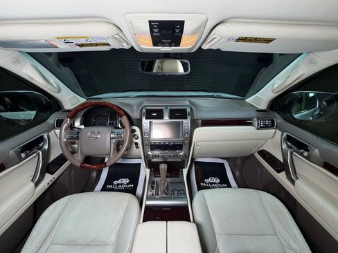 Used 2016 Lexus GX 460 image 28