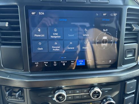 Used 2024 Ford F350 Lariat w/ Camper Package image 25