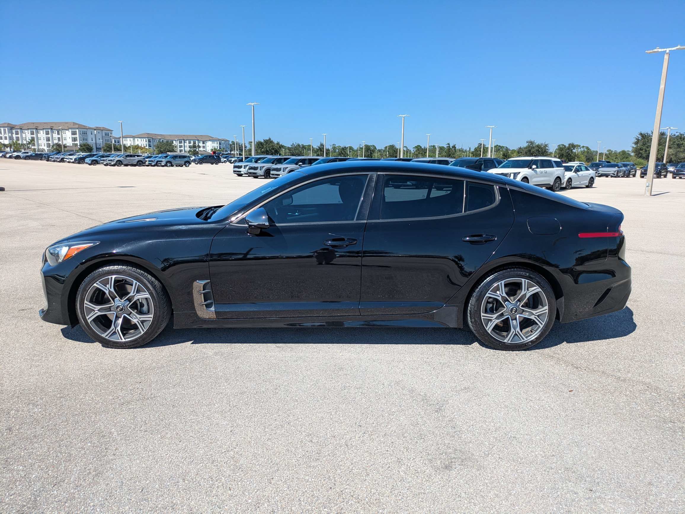Used 2020 Kia Stinger GT-Line RWD image 7
