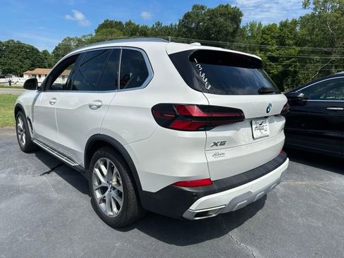 Used 2024 BMW X5 xDrive40i w/ Premium Package image 7