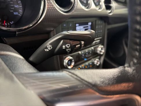 Used 2017 Ford Mustang GT w/ GT Performance Package RWD image 19