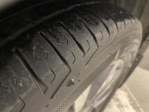 Used 2018 Toyota Sienna XLE w/ XLE Navigation Package image 31