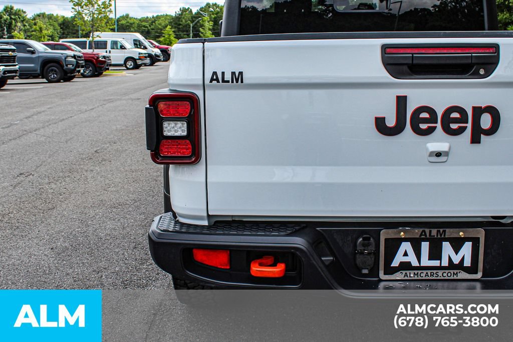 Used 2026 Jeep Gladiator Mojave AWD/4WD image 12