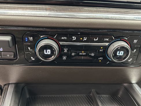 Used 2025 Chevrolet Silverado 2500 LTZ w/ LTZ Plus Package AWD/4WD image 27