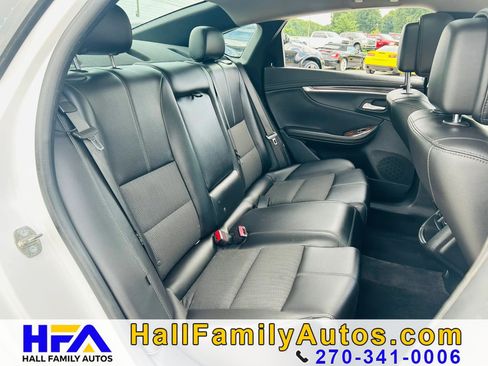 Used 2014 Chevrolet Impala LT w/ Convenience Package FWD image 15