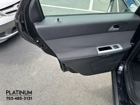 Used 2010 Volvo S40 2.4i FWD image 16