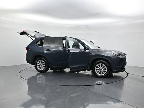 Used 2025 Toyota Grand Highlander AWD image 55