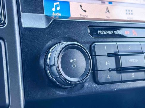 Used 2019 Ford F150 XLT w/ Equipment Group 302A Luxury image 31