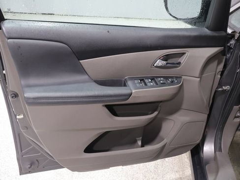 Used 2015 Honda Odyssey EX image 13