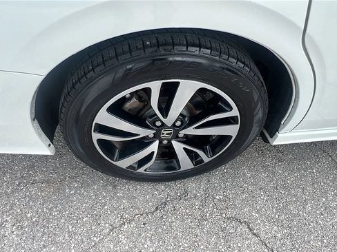 Used 2018 Honda Odyssey Elite image 39