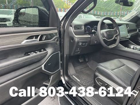 Used 2024 Jeep Wagoneer Series II w/ Convenience Group I AWD/4WD image 5