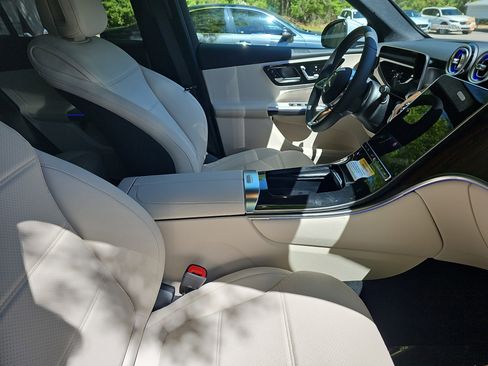 New 2026 Mercedes-Benz GLC 300 4MATIC image 10