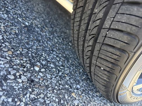 Certified 2025 Hyundai Elantra Sport image 9