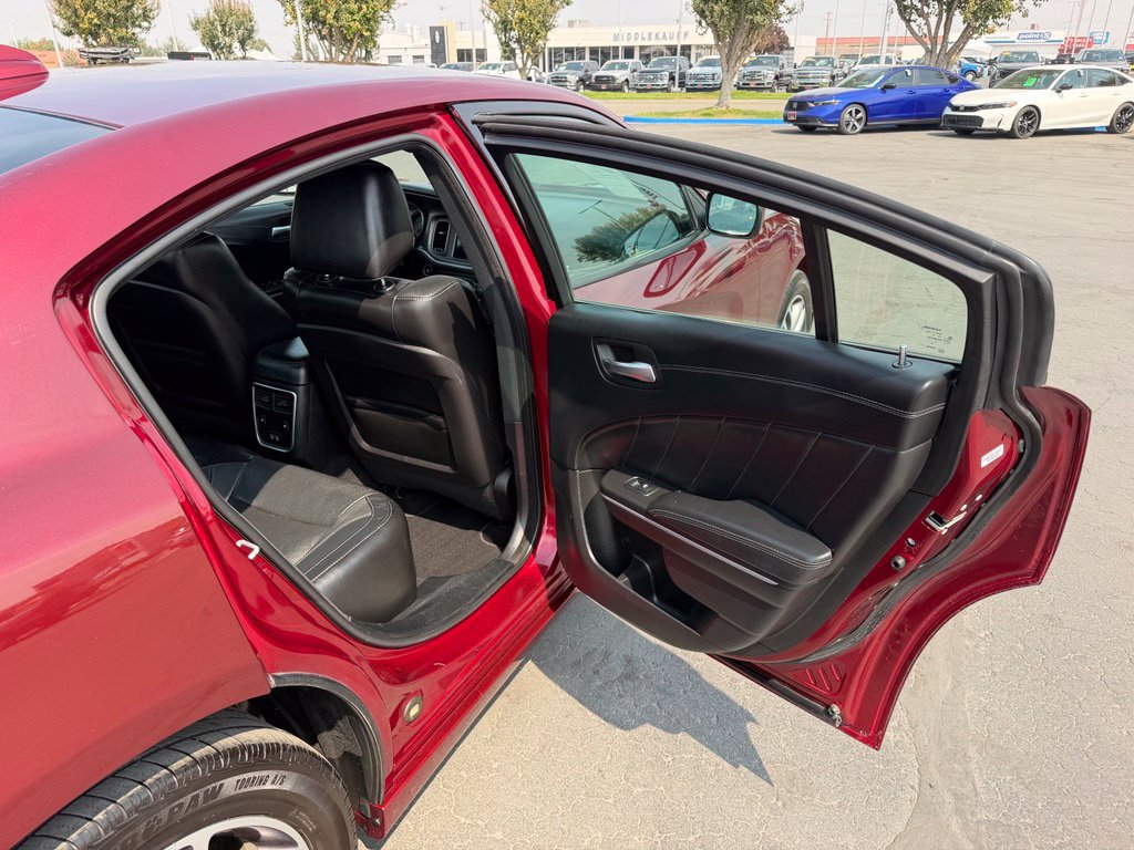 Used 2019 Dodge Charger SXT w/ Plus Group AWD/4WD image 11