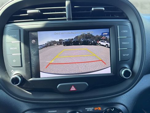 Used 2024 Kia Soul LX w/ Option Group 015 image 18