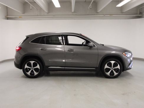Certified 2025 Mercedes-Benz GLA 250 4MATIC image 5