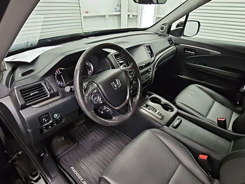 Used 2023 Honda Ridgeline RTL-E image 12