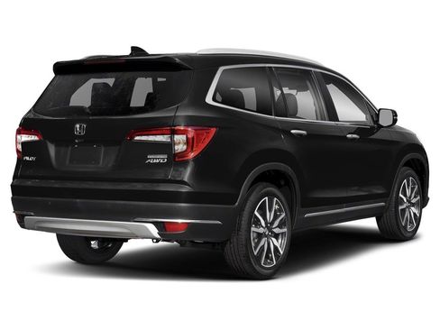 Used 2021 Honda Pilot Touring image 2
