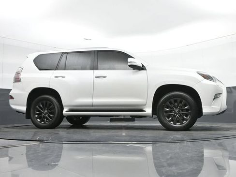 Certified 2020 Lexus GX 460 Premium w/ Premium Package AWD/4WD image 34