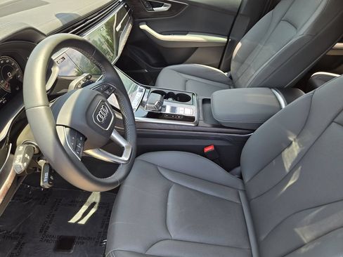 Certified 2023 Audi Q8 Prestige AWD/4WD image 17