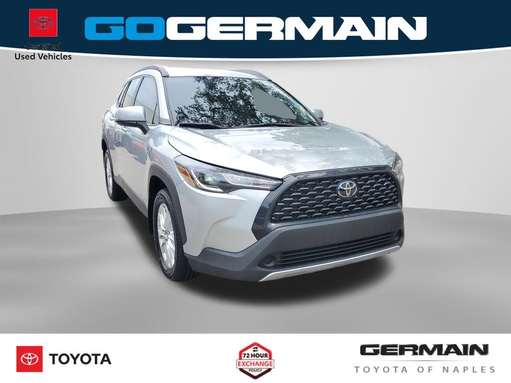 Certified 2024 Toyota Corolla Cross LE AWD/4WD image 5
