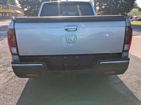 Used 2017 Honda Ridgeline RTL-T image 8