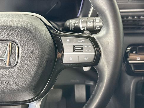 Used 2025 Honda Pilot EX-L image 18