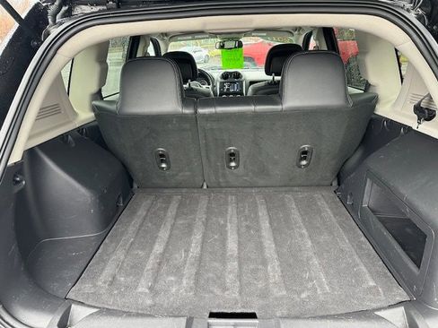 Certified 2017 Jeep Compass High Altitude image 28