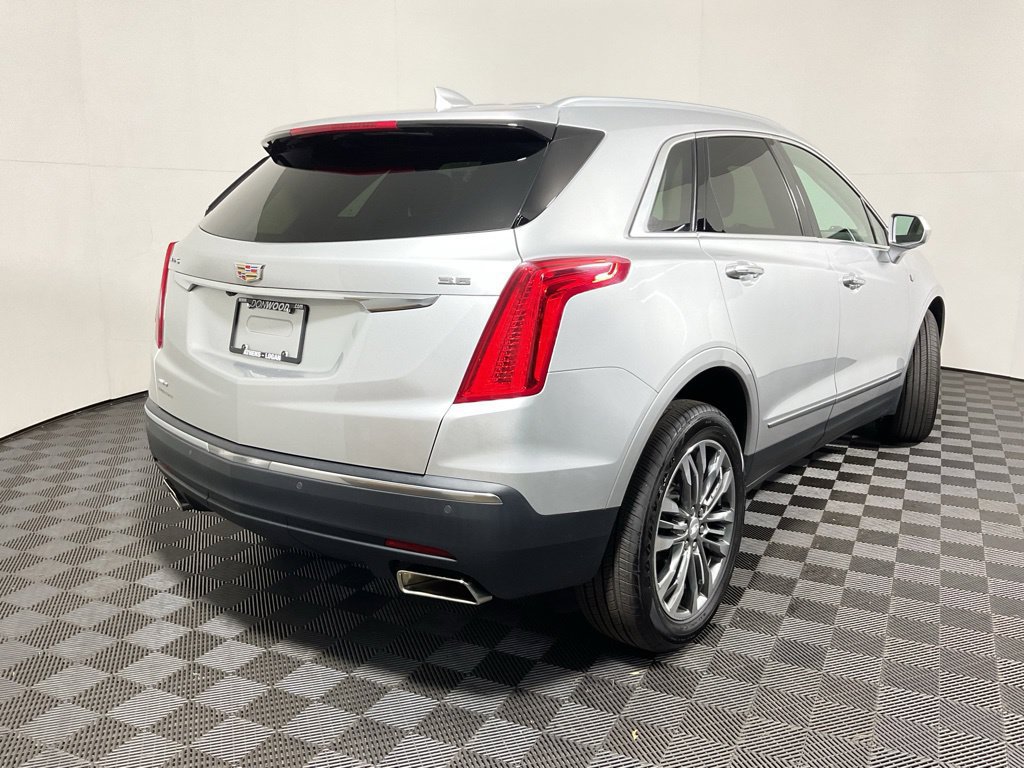 Used 2017 Cadillac XT5 Premium Luxury w/ LPO, Wheel Lock Package AWD/4WD image 18