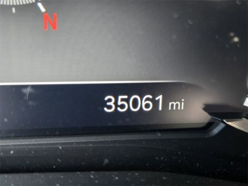 Certified 2023 Genesis G70 2.0T w/ Sport Prestige Package image 27