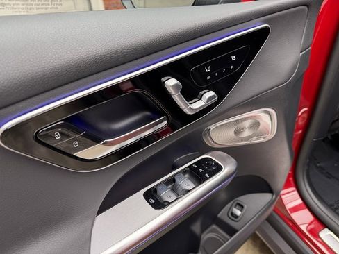 New 2026 Mercedes-Benz GLC 300 GLC 300 image 11