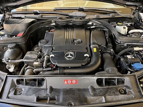 Used 2014 Mercedes-Benz C 250 Sedan image 29