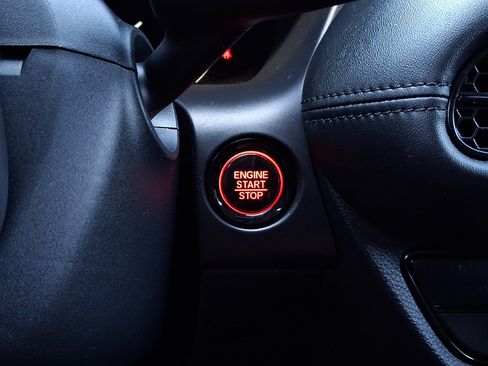 Used 2024 Honda HR-V LX image 22
