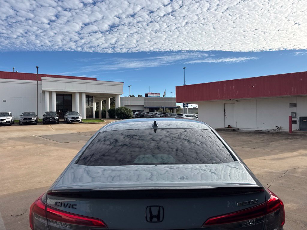 Used 2022 Honda Civic Touring image 6