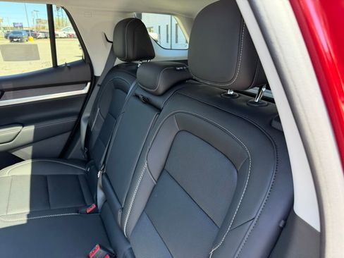 New 2026 GMC Terrain Denali w/ LPO, Black Badging Package AWD/4WD image 8