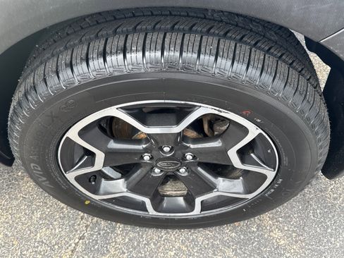 Used 2015 Subaru Crosstrek 2.0i Limited AWD/4WD image 6