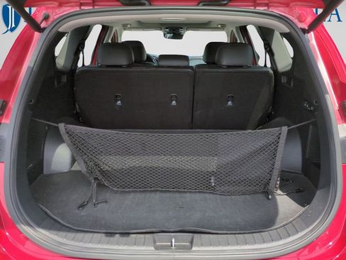 Used 2022 Hyundai Santa Fe Limited FWD image 9
