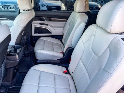 Used 2020 Kia Telluride SX image 18