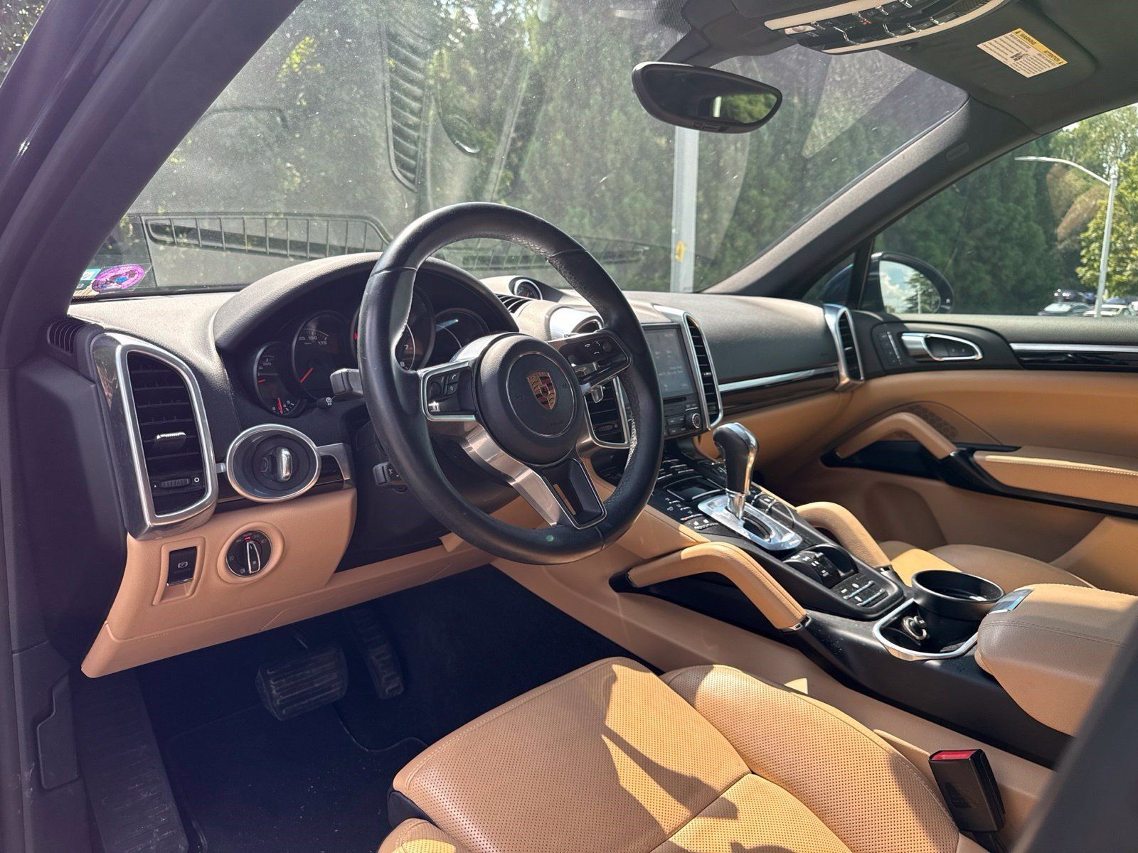 Certified 2018 Porsche Cayenne Platinum Edition AWD/4WD image 4