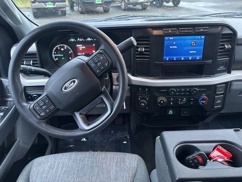 Used 2024 Ford F350 XLT image 14