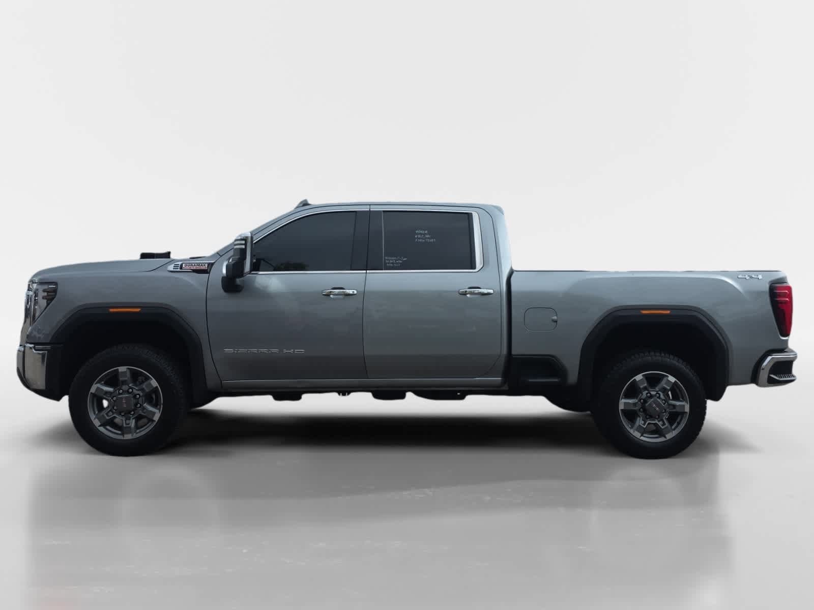 Used 2025 GMC Sierra 2500 SLT w/ SLT Convenience Package AWD/4WD image 2