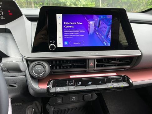New 2026 Toyota Prius Plug-In Hybrid FWD image 16