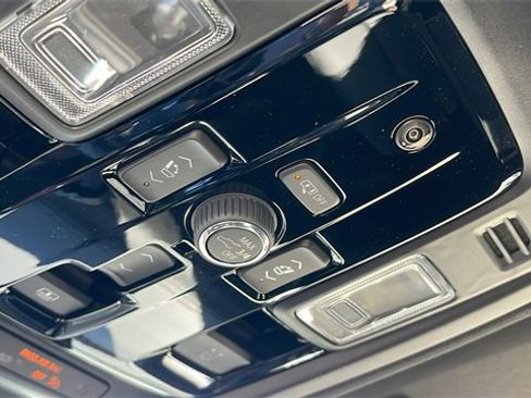 New 2026 Chevrolet Suburban Premier w/ Sun And Tow Package image 22